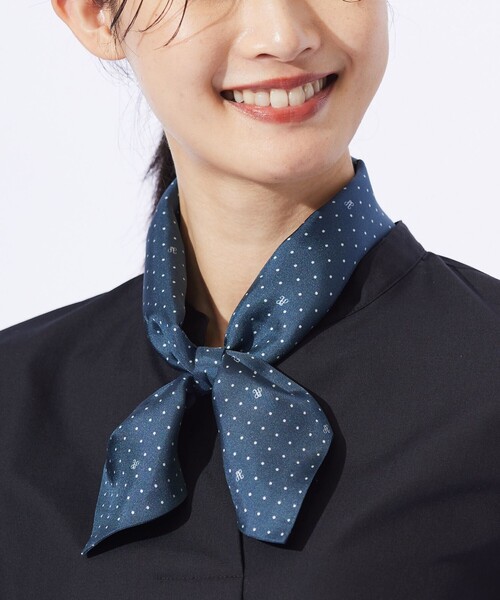 J.PRESS（ジェイプレス）の「グラバッティーノ スカーフ（バンダナ/スカーフ・レディース・ブルー系3/ネイビー系5/ライトグレー系5/ピンク系3・F）」の3枚目の写真