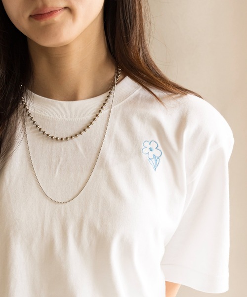 SETUP7(セットアップセブン)の「【SETUP7】フラワー デイジー ワンポイント ロゴ刺繍 半袖 Tシャツ(Tシャツ/カットソー・レディース・ホワイト系その他2/ホワイト系その他3/ピンク/ホワイト系1/ブラック/ブルー・FREE)」の8枚目の写真