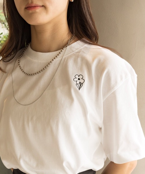 SETUP7(セットアップセブン)の「【SETUP7】フラワー デイジー ワンポイント ロゴ刺繍 半袖 Tシャツ(Tシャツ/カットソー・レディース・ホワイト系その他2/ホワイト系その他3/ピンク/ホワイト系1/ブラック/ブルー・FREE)」の7枚目の写真