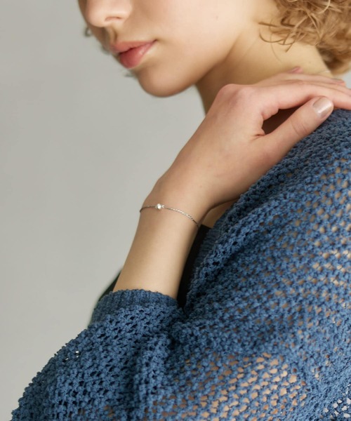 URBAN RESEARCH(アーバンリサーチ)の「decor『デコール』 String Bracelet(ブレスレット・レディース・シルバー/ブラック/イエロー/レッド/ブロンズ・-)」の9枚目の写真