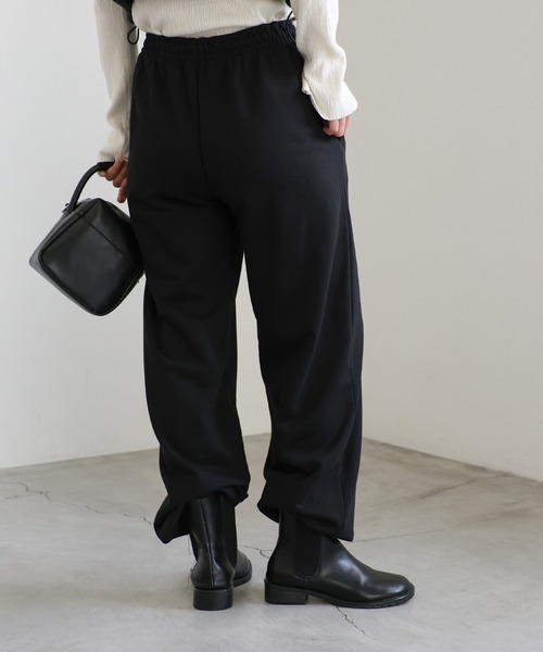 select MOCA(セレクトモカ)の「ロゴスウェットパンツ(スウェットパンツ・レディース・グレー/グレー系その他/ブラック・FREE)」の15枚目の写真