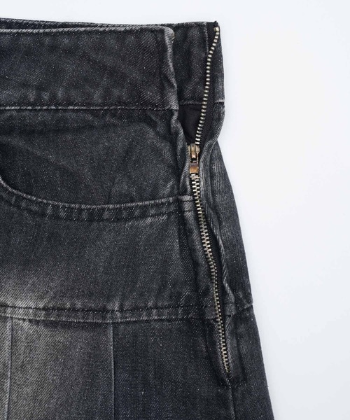 17HR(セブンティーンアワーズ)の「ローウエストプリーツデニムミニスカート(スカート・レディース・ブルー/ブラック・SMALL/MEDIUM)」の6枚目の写真