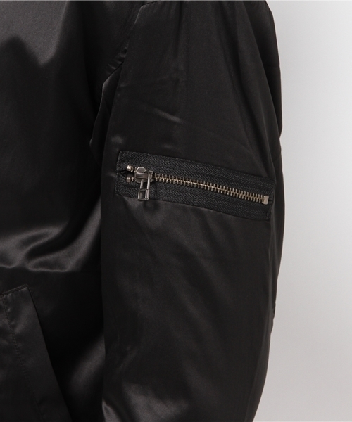 WHO'S WHO gallery(フーズフーギャラリー)の「【GIGGER】ノーカラーMA-1(ブルゾン・メンズ・カーキ/ブラック・LARGE/MEDIUM)」の8枚目の写真