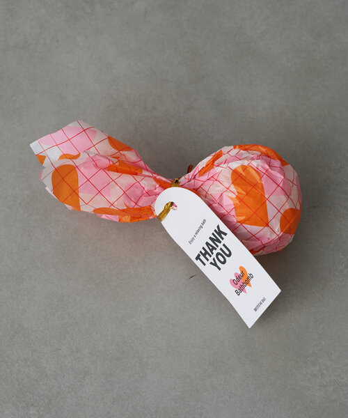 BIRTHDAY BAR（バースデイバー）の「MOTIF GEOMETRY　Bathbomb  バスボム（入浴剤・バスケア・レディース・ブルー/ホワイト/ピンク/イエロー・0）」の9枚目の写真