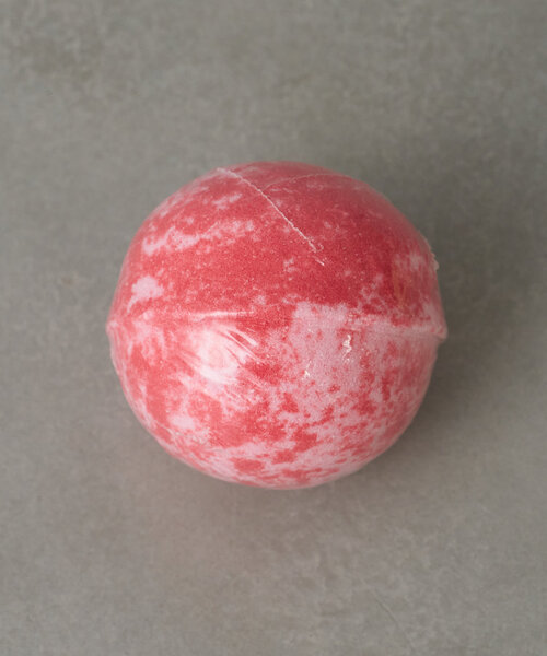 BIRTHDAY BAR（バースデイバー）の「MOTIF GEOMETRY　Bathbomb  バスボム（入浴剤・バスケア・レディース・ブルー/ホワイト/ピンク/イエロー・0）」の22枚目の写真