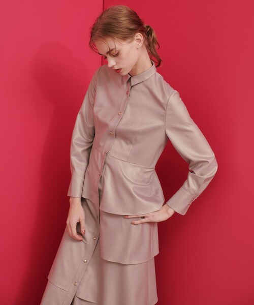 LOULOU WILLOUGHBYグロッシーツイルティアードワンピース