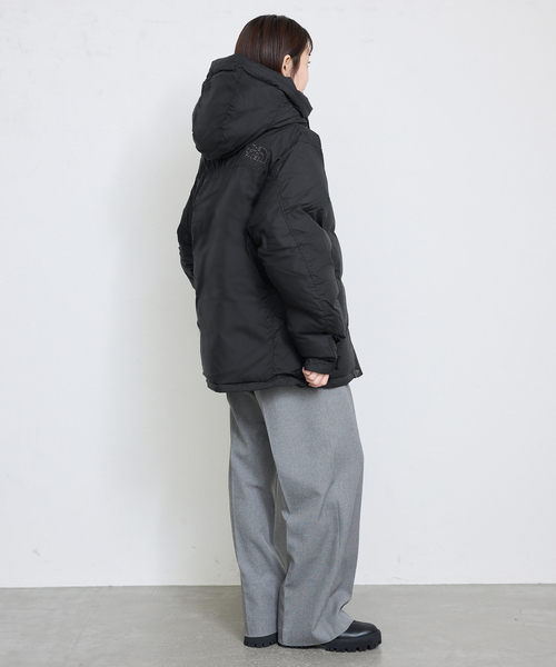 美品　海外限定　ノースフェイス　ダウンジャケット　ベージュ　レディースXS相当 THE NORTH FACE / ノースフェイス ダウンジャケットベージュ