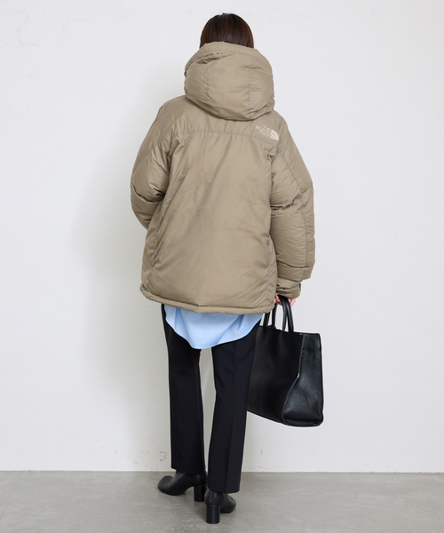 美品　海外限定　ノースフェイス　ダウンジャケット　ベージュ　レディースXS相当 THE NORTH FACE / ノースフェイス ダウンジャケットベージュ