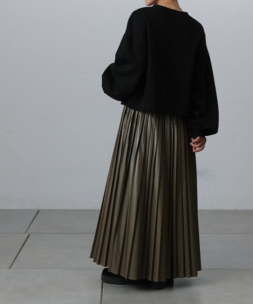 COLONY 2139（コロニートゥーワンスリーナイン）の「フェイクレザープリーツスカート（スカート・レディース・シルバー/ブラック/カーキ・FREE）」の18枚目の写真