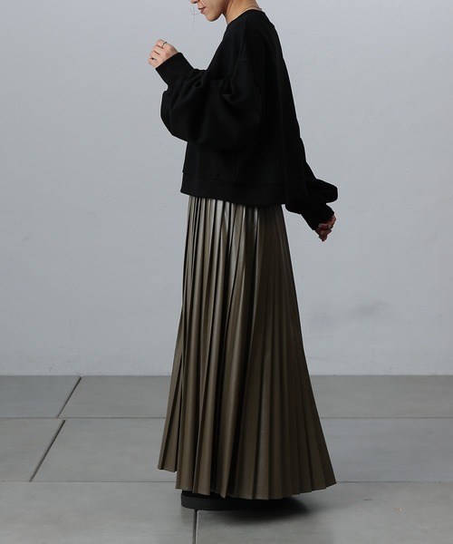 COLONY 2139（コロニートゥーワンスリーナイン）の「フェイクレザープリーツスカート（スカート・レディース・シルバー/ブラック/カーキ・FREE）」の19枚目の写真