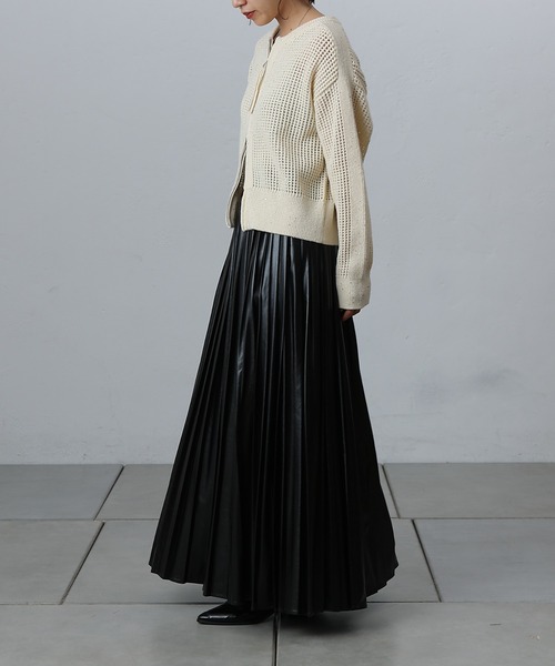 COLONY 2139（コロニートゥーワンスリーナイン）の「フェイクレザープリーツスカート（スカート・レディース・シルバー/ブラック/カーキ・FREE）」の11枚目の写真