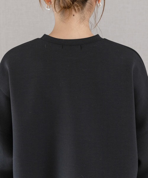 URBAN RESEARCH ROSSO WOMEN（アーバンリサーチ　ロッソ）の「エアーダンボールショートプルオーバー（Tシャツ/カットソー・レディース・ブラック/ホワイト・FREE）」の13枚目の写真