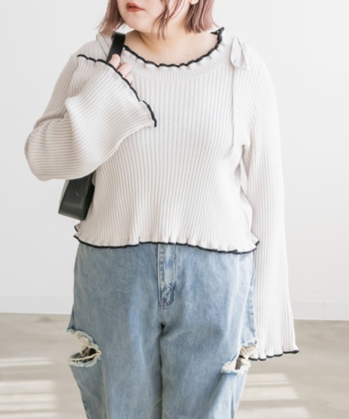 CLETTE（クレット）の「配色使いリボン付きリブニット（ニット/セーター・レディース・グリーン/グレイッシュベージュ/ブラック・LL/3L/4L）」の2枚目の写真