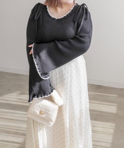 CLETTE（クレット）の「配色使いリボン付きリブニット（ニット/セーター・レディース・グリーン/グレイッシュベージュ/ブラック・LL/3L/4L）」の5枚目の写真