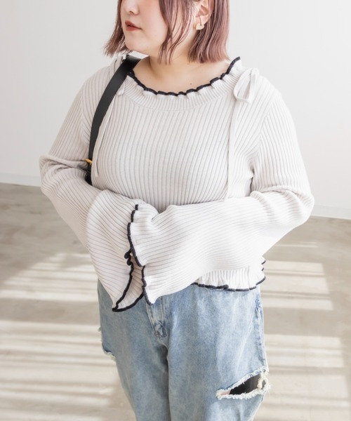 CLETTE（クレット）の「配色使いリボン付きリブニット（ニット/セーター・レディース・グリーン/グレイッシュベージュ/ブラック・LL/3L/4L）」の11枚目の写真