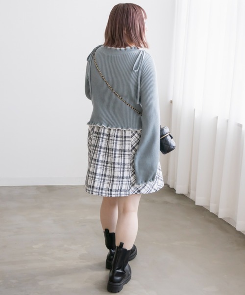CLETTE（クレット）の「配色使いリボン付きリブニット（ニット/セーター・レディース・グリーン/グレイッシュベージュ/ブラック・LL/3L/4L）」の20枚目の写真