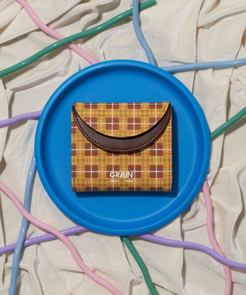 GRAIN(グレイン)の「【GRAIN/グレイン】二つ折りバイカラーウォレット(財布・レディース・グリーン/ピンク/シルバー/ブラック/ネイビー/イエロー/レッド/イエロー系その他/レッド系その他/ブラック系その他/パープル/イエロー系その他2/ホワイト・FREE)」の8枚目の写真