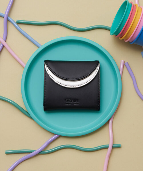 GRAIN(グレイン)の「【GRAIN/グレイン】二つ折りバイカラーウォレット(財布・レディース・グリーン/ピンク/シルバー/ブラック/ネイビー/イエロー/レッド/イエロー系その他/レッド系その他/ブラック系その他/パープル/イエロー系その他2/ホワイト・FREE)」の3枚目の写真