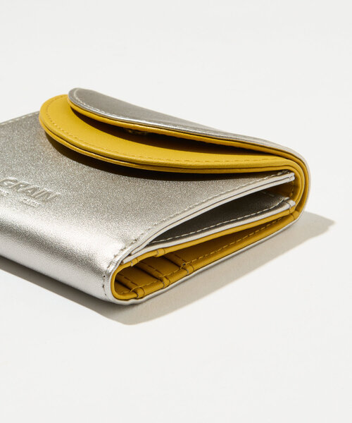 GRAIN(グレイン)の「【GRAIN/グレイン】二つ折りバイカラーウォレット(財布・レディース・グリーン/ピンク/シルバー/ブラック/ネイビー/イエロー/レッド/イエロー系その他/レッド系その他/ブラック系その他/パープル/イエロー系その他2/ホワイト・FREE)」の20枚目の写真