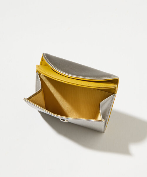 GRAIN(グレイン)の「【GRAIN/グレイン】二つ折りバイカラーウォレット(財布・レディース・グリーン/ピンク/シルバー/ブラック/ネイビー/イエロー/レッド/イエロー系その他/レッド系その他/ブラック系その他/パープル/イエロー系その他2/ホワイト・FREE)」の18枚目の写真