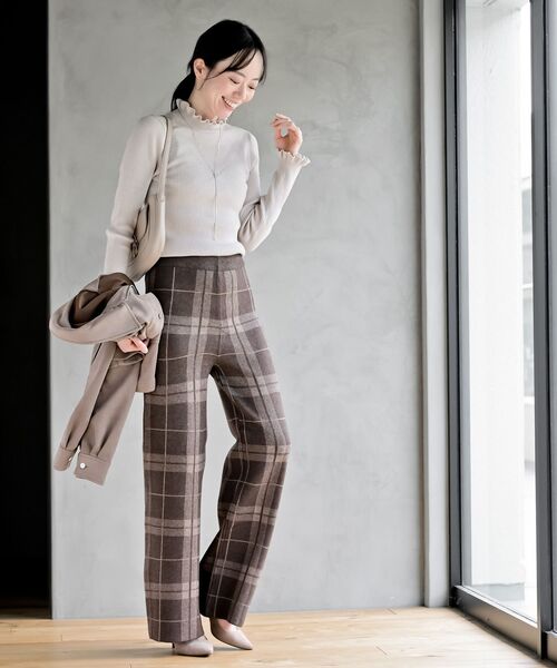 rps(アールピーエス)の「ニットイージーパンツ(その他パンツ・レディース・アイボリー/ブラック/ブラック系その他2/ブラウン/ダークブラウン・フリー)」の6枚目の写真