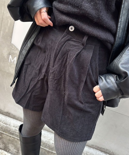 CORNERS（コーナーズ）の「コーデュロイショートパンツ（その他パンツ・レディース・ブラウン/アイボリー/ブラック・M）」の17枚目の写真