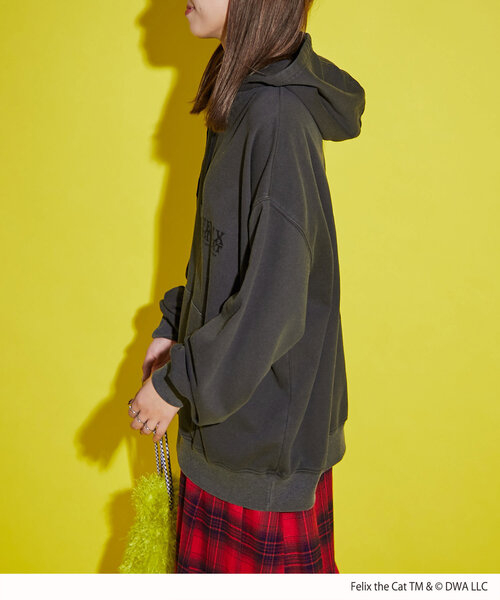 CIAOPANIC（チャオパニック）の「【FELIX THE CAT/フィリックス・ザ・キャット】ロゴフーディー（Tシャツ/カットソー・レディース・ブラック/アイボリー/オレンジ・FREE）」の18枚目の写真