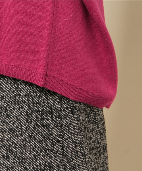 ELFORBR（エルフォーブル）の「ウール混深Vネックニットプルオーバー（ニット/セーター・レディース・ホワイト/グレー/ピンク・MEDIUM）」の10枚目の写真