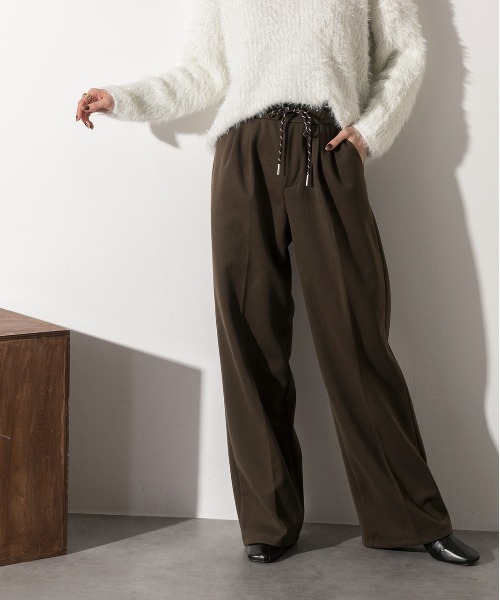 ad thie（アドティエ）の「ウエストコード タックパンツ（スラックス・レディース・ブラウン/オフホワイト/ブラック・FREE）」の7枚目の写真