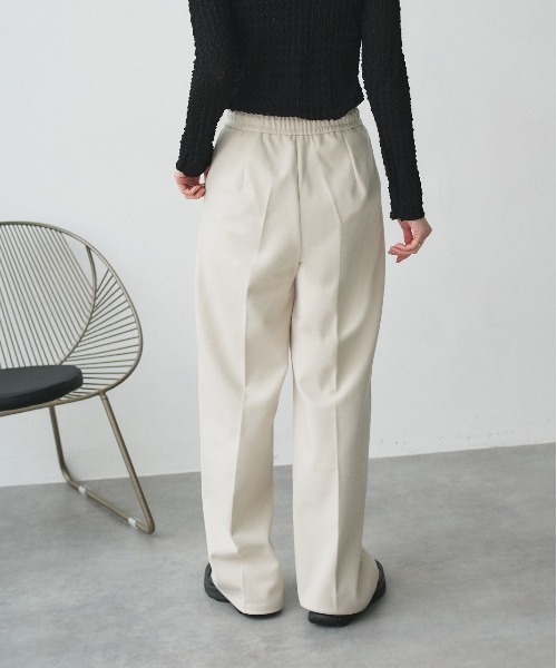 ad thie（アドティエ）の「ウエストコード タックパンツ（スラックス・レディース・ブラウン/オフホワイト/ブラック・FREE）」の21枚目の写真