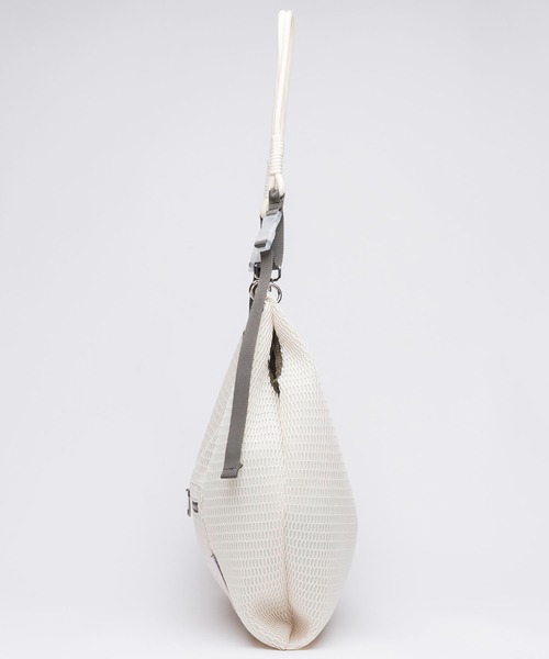 EDITA.（エディータ）の「洗濯機で洗える Washable 4way zipper shoulder bag　4WAY / 通勤（トートバッグ・レディース・ブラック・FREE）」の11枚目の写真