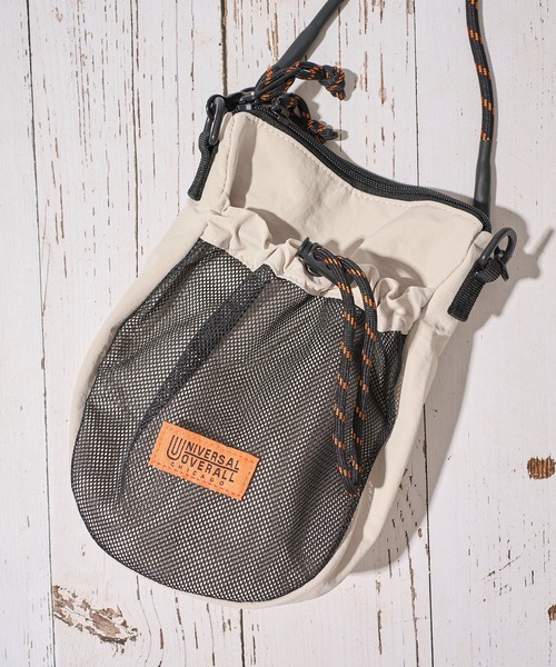 UNIVERSAL OVERALL(ユニバーサルオーバーオール)の「【UNIVERSAL OVERALL】FRONT MESH MINI SHOULDER BAG / フロントメッシュミニショルダーバッグ(ショルダーバッグ・レディース・ブラック/ブルー/レモンイエロー/オレンジ/モカ/ライトグレー/グレイッシュベージュ・FREE)」の4枚目の写真