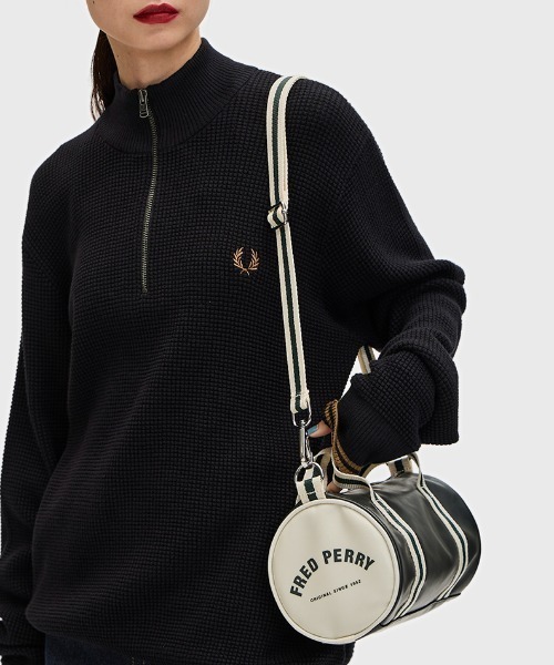 フレッドペリー　Classic Mini Barrel Bag ミニバレルバッグ Classic Mini Barrel Bag／クラシックミニバレルバッグ（ショルダー