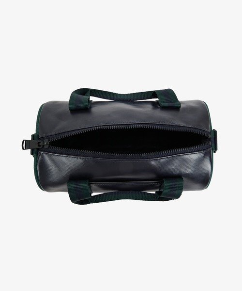 FRED PERRY（フレッドペリー）の「新色先行予約受付中／Classic Mini Barrel Bag／クラシックミニバレルバッグ（ショルダーバッグ・レディース・ベージュ/ブラック/マルーン/ライトオリーブ/ダークグリーン/グリーン・ONE SIZE）」の9枚目の写真