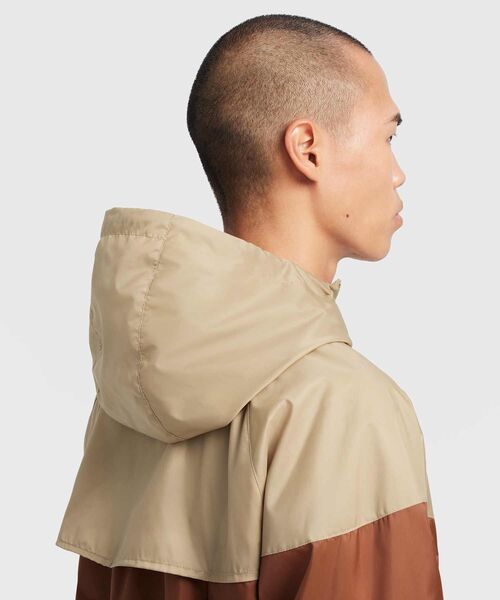 セール】ナイキ スポーツウェア ウィンドランナー フーデッド