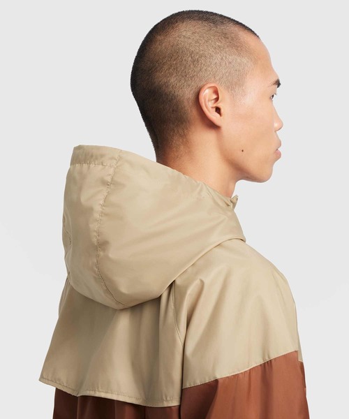 NIKE（ナイキ）の「ナイキ スポーツウェア ウィンドランナー フーデッド ジャケット / Nike Sportswear Windrunner Men's Hooded Jacket DA0002-281 LIGHT BRITISH TAN（マウンテンパーカー・メンズ・ライトブラウン・2XL/L/M/S/XL）」の5枚目の写真