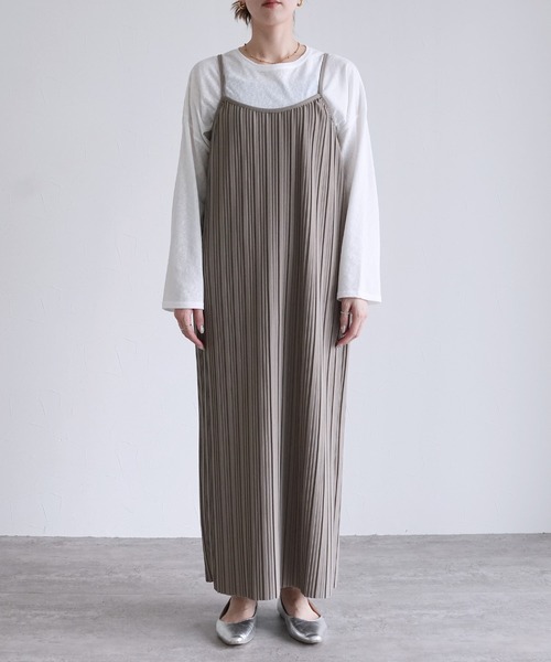 reca（レカ）の「迷わず着れる！大人のプリーツキャミワンピース（ワンピース・レディース・ブラック/グレイッシュベージュ/ゼブラ/ブラウン系その他/チャコールグレー・L/M）」の13枚目の写真