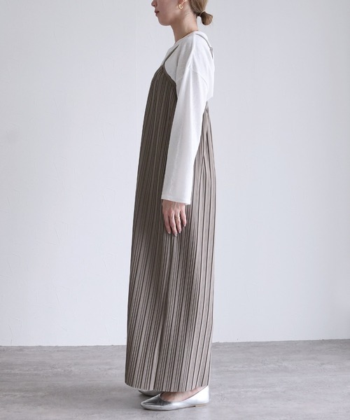 reca（レカ）の「迷わず着れる！大人のプリーツキャミワンピース（ワンピース・レディース・ブラック/グレイッシュベージュ/ゼブラ/ブラウン系その他/チャコールグレー・L/M）」の14枚目の写真