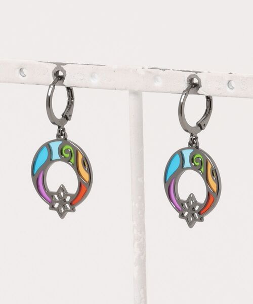 チャイハネ(チャイハネ)の「【チャイハネ】ミナレッドMEN'Sピアス(ピアス(両耳用)・メンズ・ブラック×レッド/マルチ/レッド/ブラウン/レインボー/グリーン/ターコイズブルー/ブルー/ブラック/パープル・FREE)」の10枚目の写真