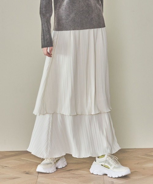 LAKOLE（ラコレ）の「プリーツティアードスカート / 319092（スカート・レディース・ブラック/グレー/オフホワイト/イエロー・FREE）」の12枚目の写真