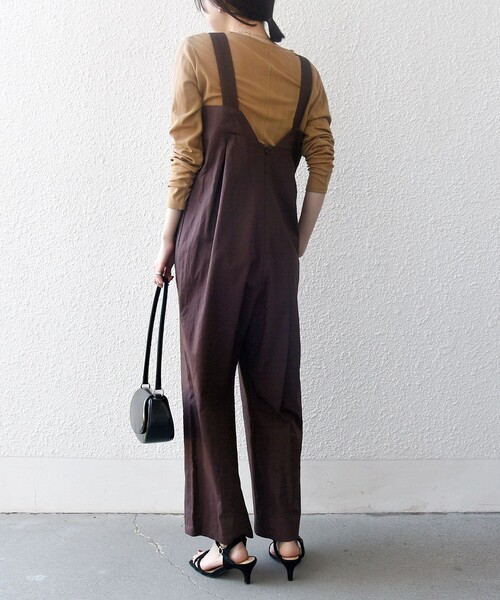 SHIPS any(シップス エニィ)の「SHIPS any:〈洗濯機可能〉リネン ミックス タック ワイド サロペット(サロペット/オーバーオール・レディース・ブラウン/ネイビー・ONE SIZE)」の10枚目の写真