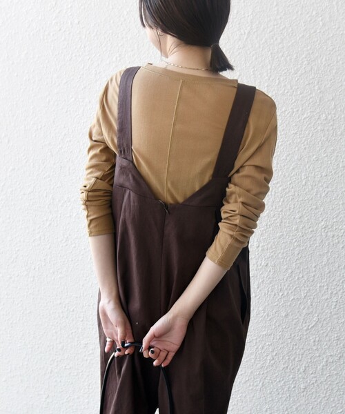 SHIPS any(シップス エニィ)の「SHIPS any:〈洗濯機可能〉リネン ミックス タック ワイド サロペット(サロペット/オーバーオール・レディース・ブラウン/ネイビー・ONE SIZE)」の5枚目の写真