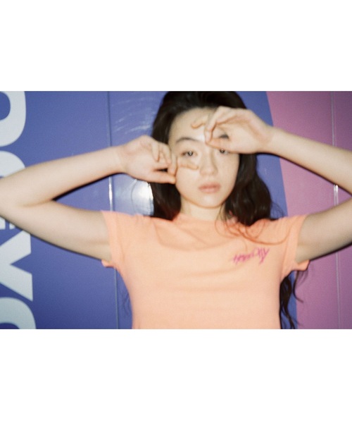 SUPER FINE S/S T-SHIRT (FRIENDS' HOLIDAY) スーパーファイン