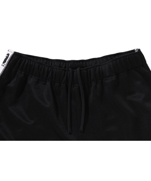 A BATHING APE(アベイシングエイプ)の「BAPE RELAXED FIT TRACK PANTS(その他パンツ・メンズ・ブラック/アイボリー・X-LARGE/MEDIUM/XX-LARGE/LARGE/SMALL)」の3枚目の写真