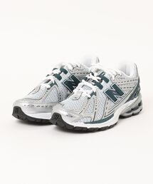 ニューバランス　ML725CG New Balance ニューバランス スニーカー ML725CG WHITE BLACK