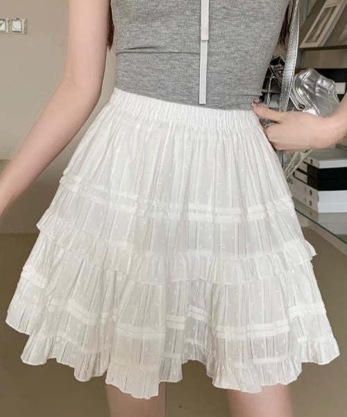 Vipoa(ヴィポア)の「フリルミニスカート(スカート・レディース・ホワイト/ブラック・FREE)」の5枚目の写真