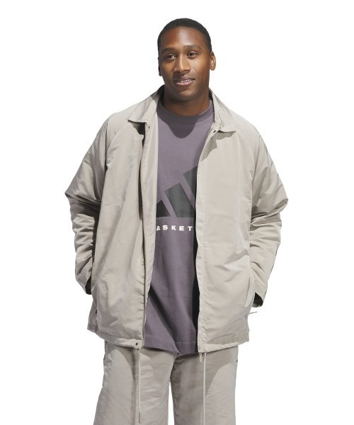 adidas(アディダス)の「adidas BASKETBALL COACH JACKET(アディダス バスケットボール コーチジャケット(ジェンダーニュートラル))(ナイロンジャケット・メンズ・ベージュ系・MEDIUM/LARGE/X-LARGE)」の3枚目の写真