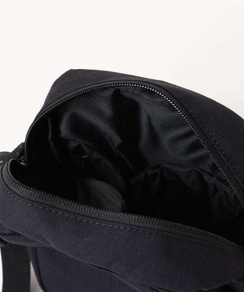 Gramicci(グラミチ)の「《GRAMICCI(グラミチ) 》CORDURA MINI SHOULDER BAG(ショルダーバッグ・メンズ・ブラック/オリーブ・FREE)」の17枚目の写真