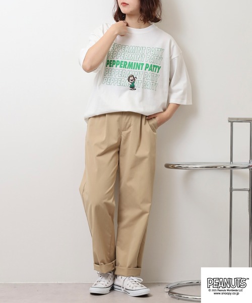 PEANUTS(ピーナッツ)の「PEANUTS ロゴ柄へビーウエイトドロップショルダーTシャツ(Tシャツ/カットソー・メンズ・オフホワイト/ネイビー/イエロー/レッド・S/M/L/LL)」の20枚目の写真