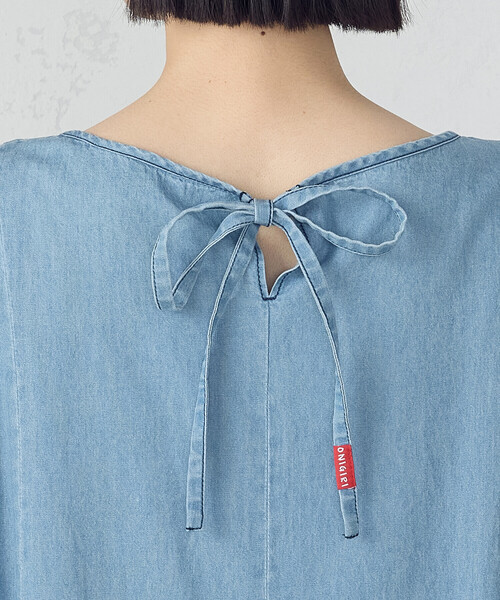 ONIGIRI（オニギリ）の「デイリーリラックス ノースリーブワンピース デニム（ワンピース・レディース・サックスブルー/ネイビー・MEDIUM/LARGE）」の15枚目の写真